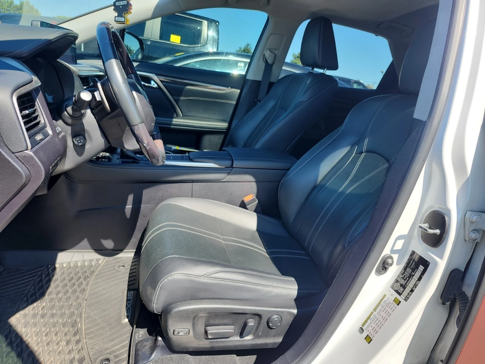 Lexus RX 450h * ОБДУХВАНЕ * FACELIFT * CARFAX * , снимка 6 - Автомобили и джипове - 56025595