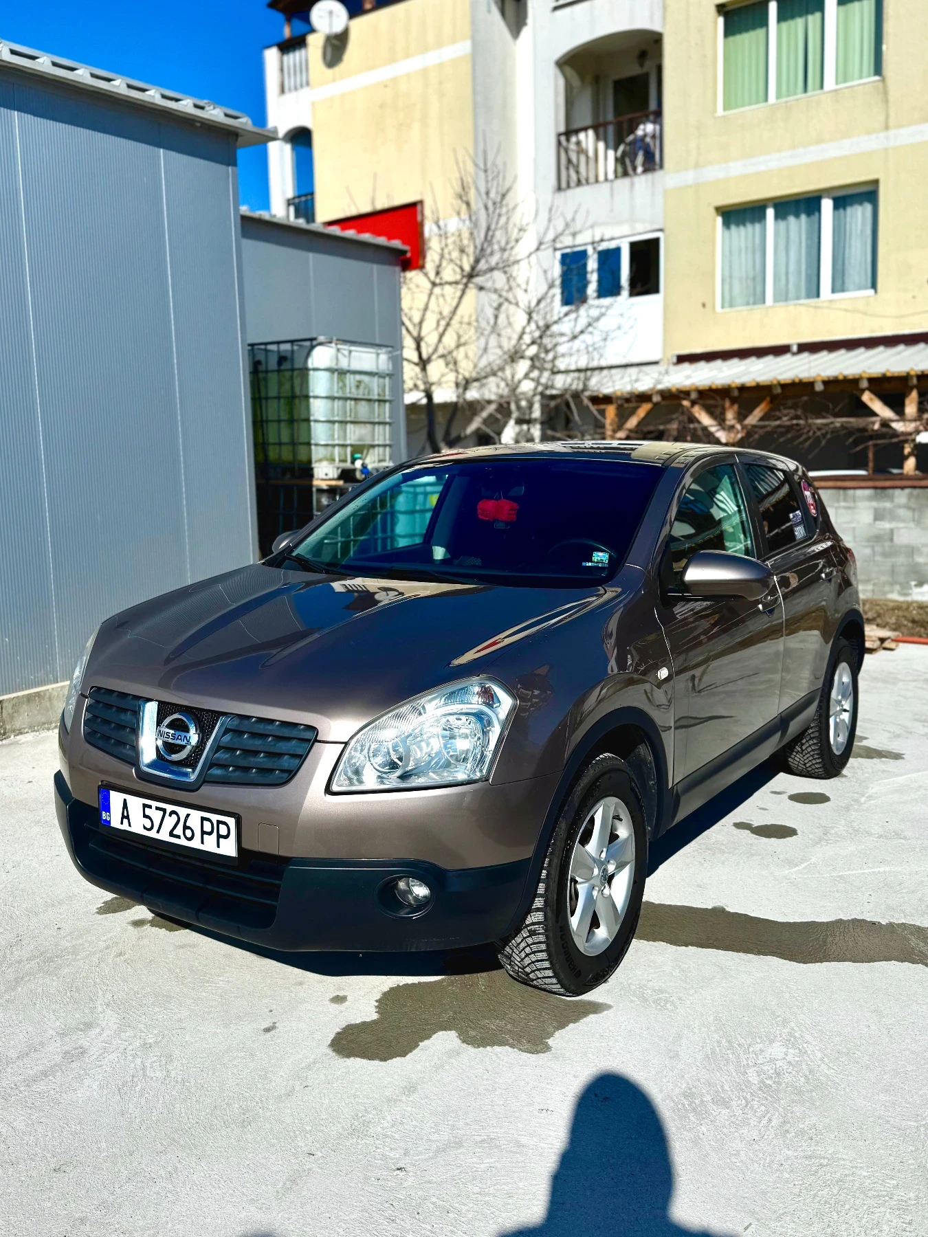 Nissan Qashqai 2.0 | НОВА БОЯ | Алкантара | Нови Гуми 