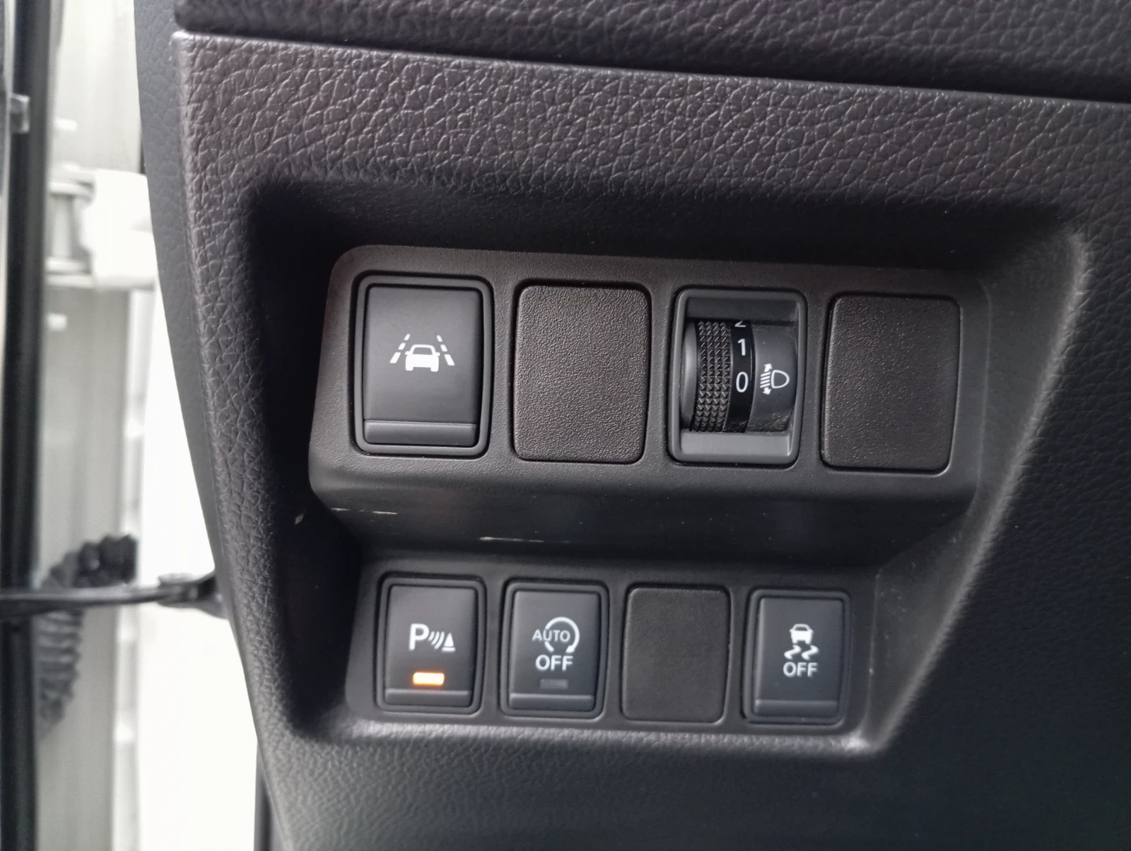 Nissan Qashqai Лизинг Е6, снимка 12 - Автомобили и джипове - 56583940