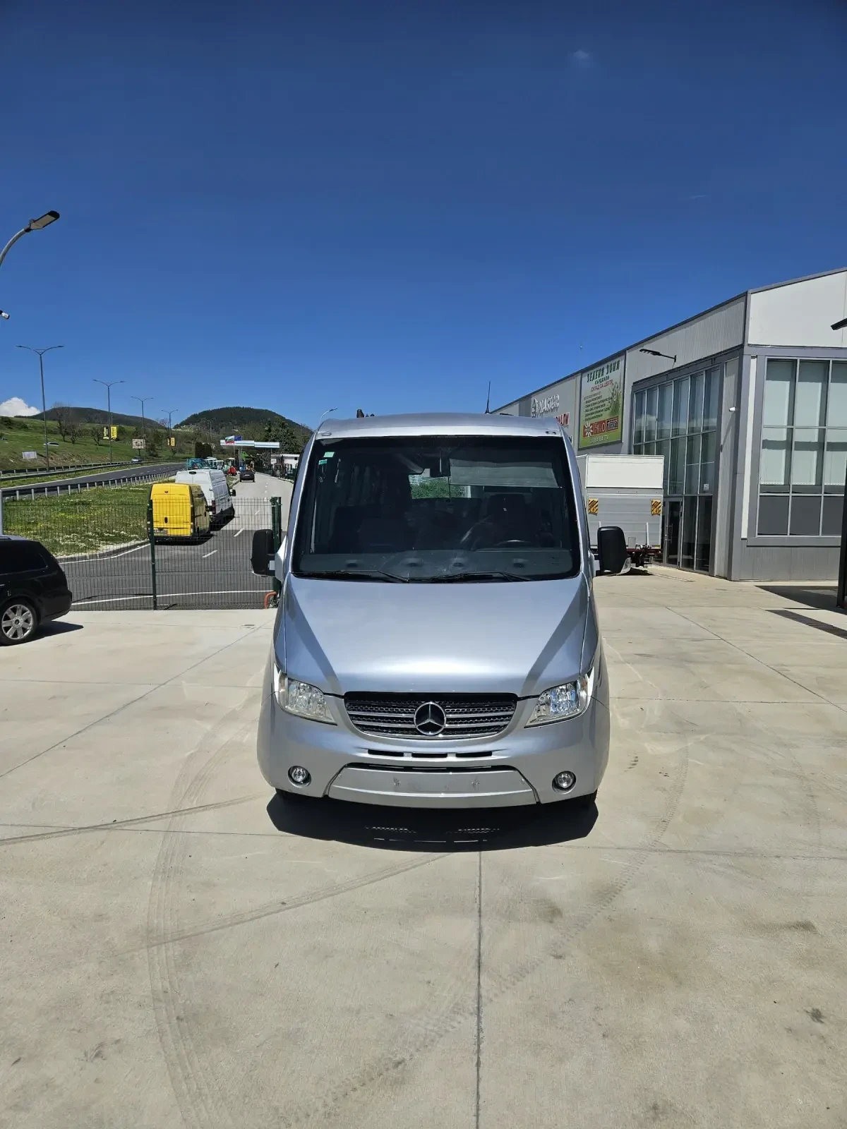 Mercedes-Benz Vario 818 D 28 места - изображение 2