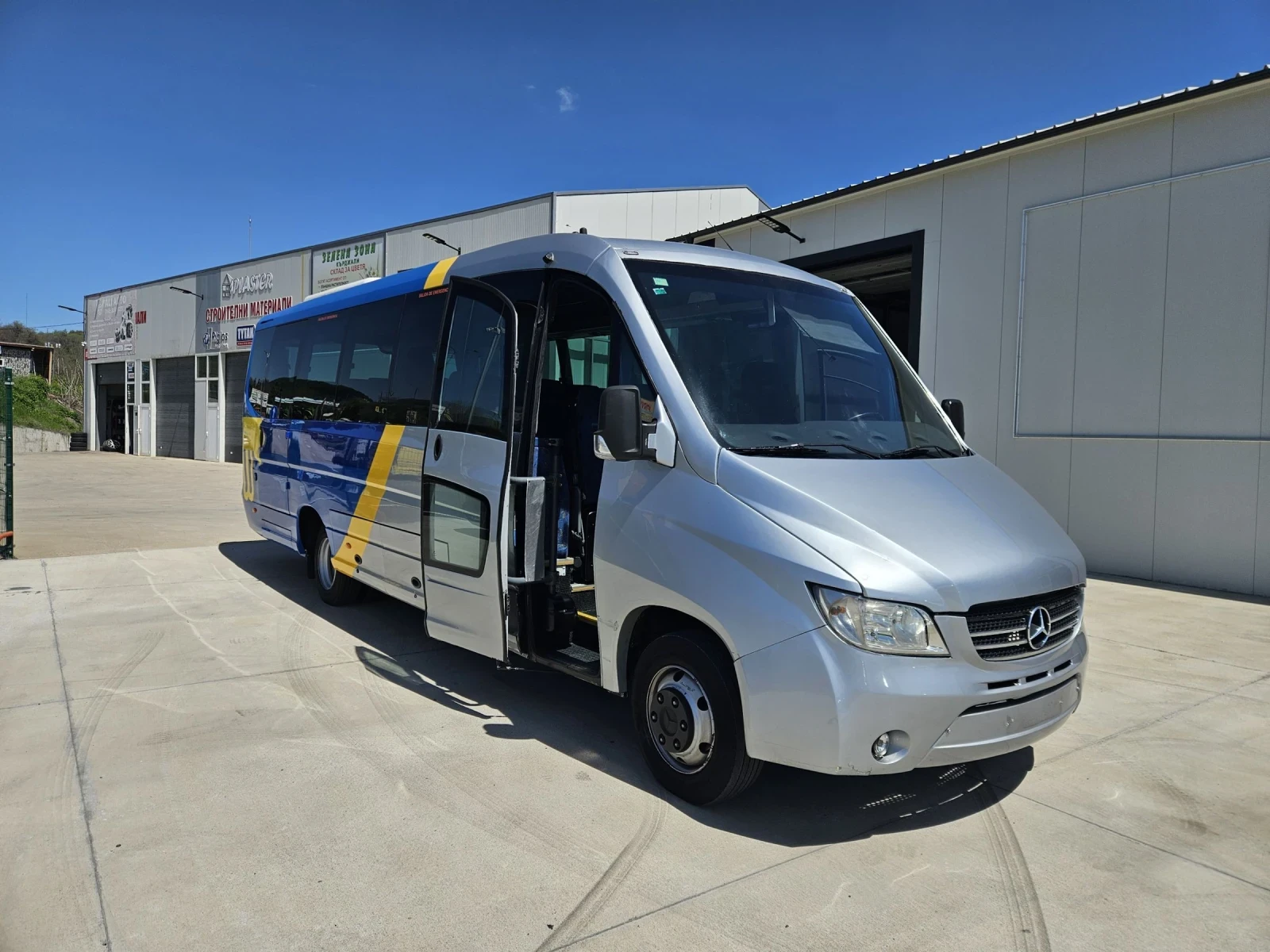 Mercedes-Benz Vario 818 D 28 места | Mobile.bg — изображение 1