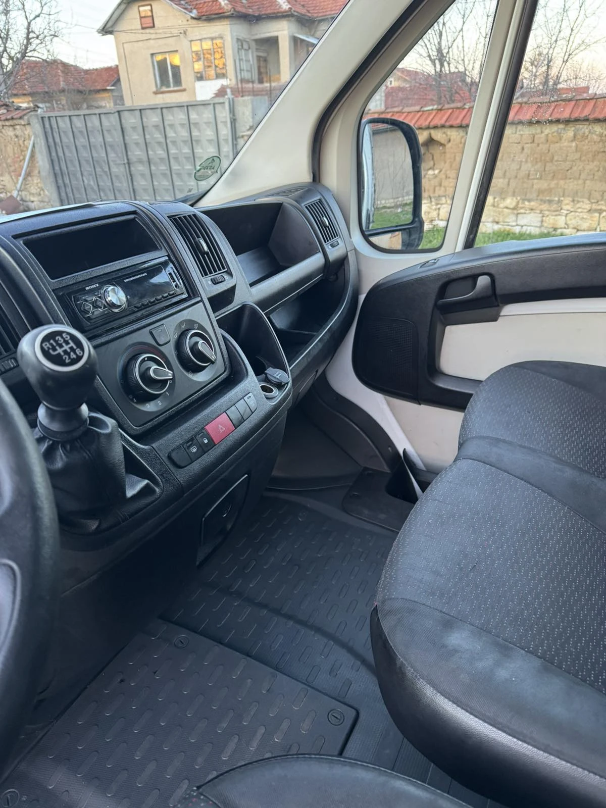 Peugeot Boxer 2.0 130 k.c, снимка 9 - Бусове и автобуси - 53787544