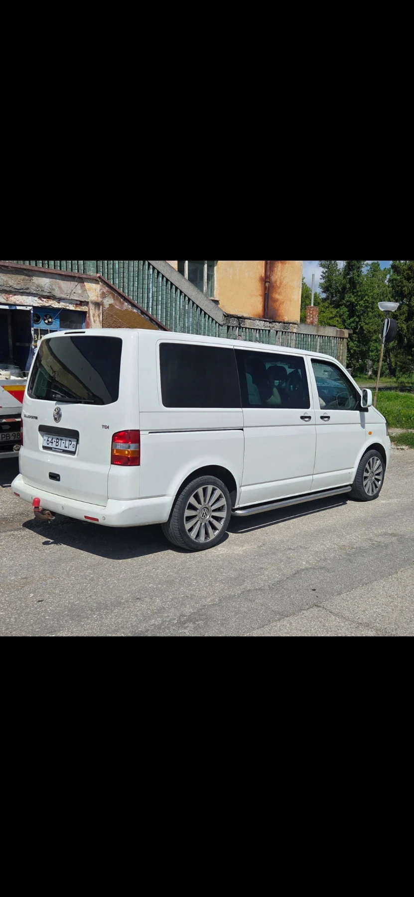 VW T5, снимка 3 - Бусове и автобуси - 54512010