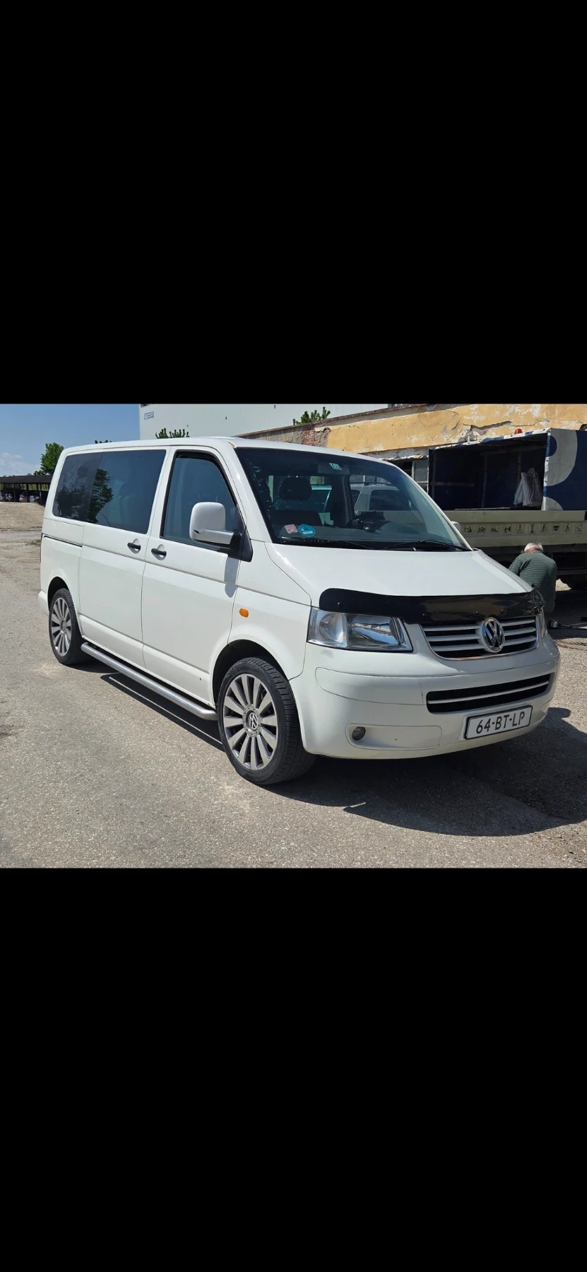 VW T5, снимка 5 - Бусове и автобуси - 54512010