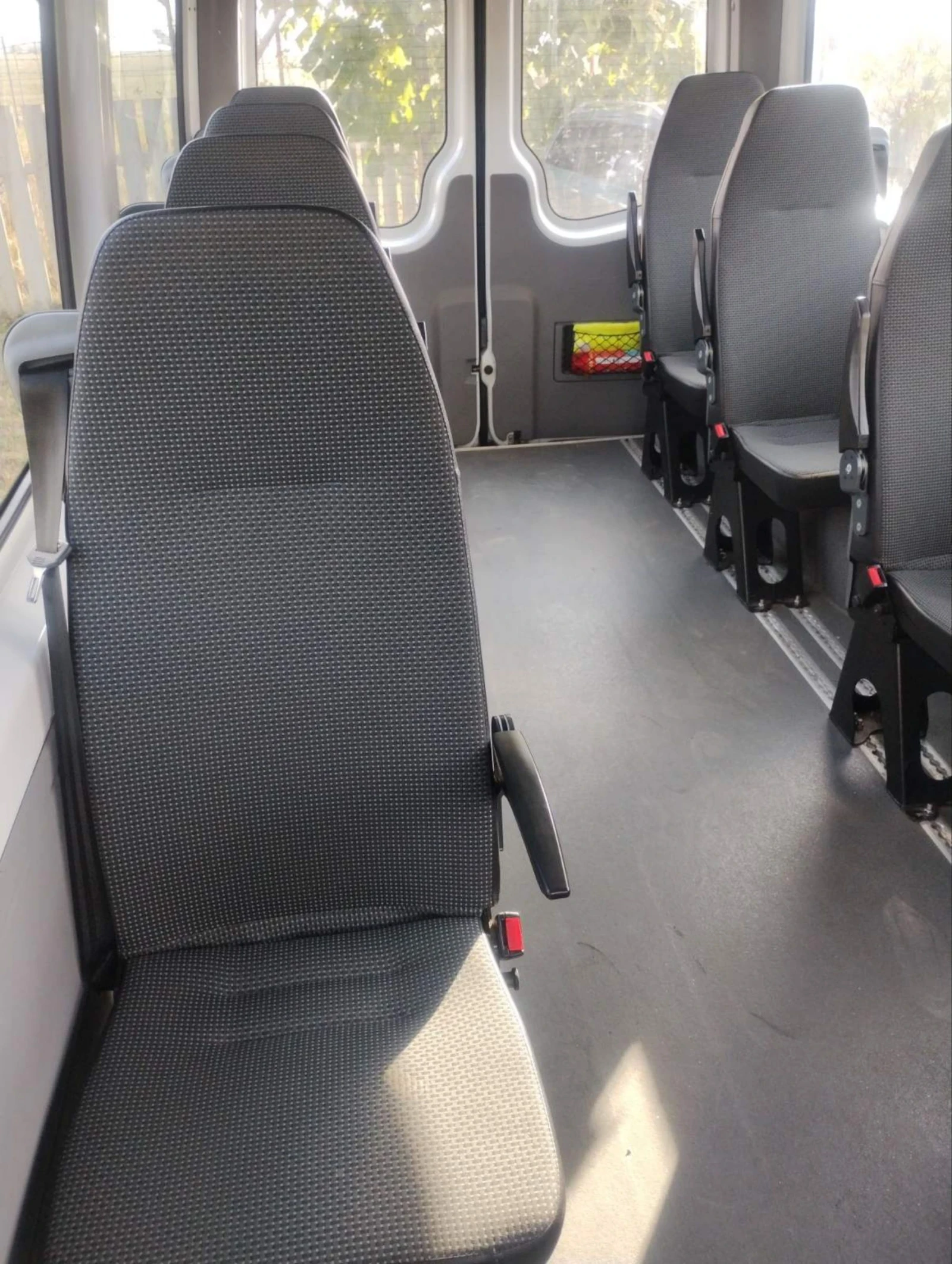 Mercedes-Benz Sprinter Автомат, пътнически-9м, 2200 куб.дизел, снимка 16 - Бусове и автобуси - 54532043