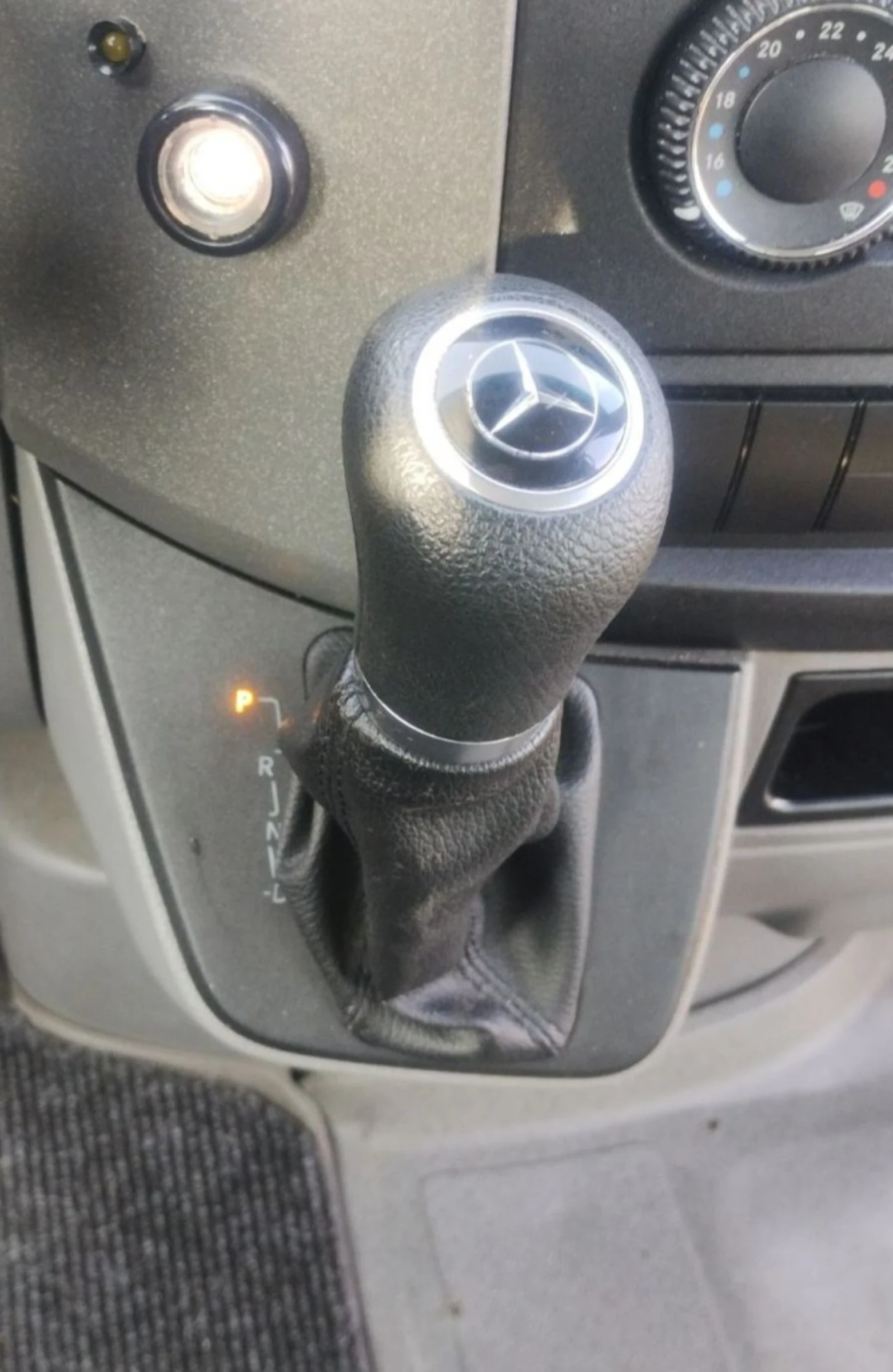 Mercedes-Benz Sprinter Автомат, пътнически-9м, 2200 куб.дизел, снимка 3 - Бусове и автобуси - 54532043