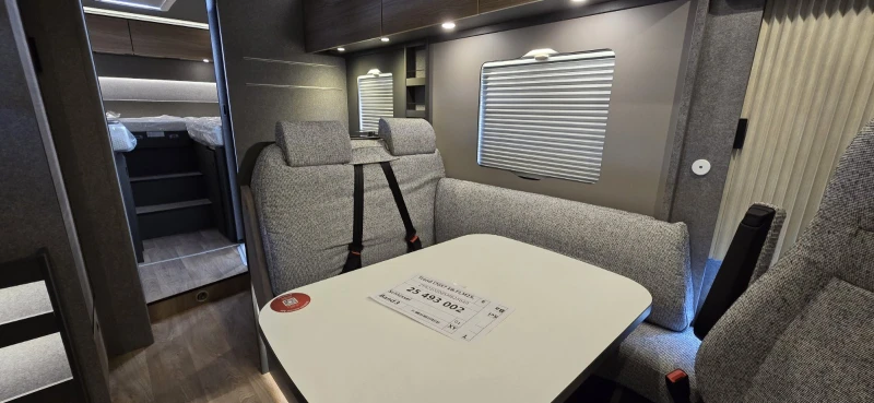 Кемпер Dethleffs Trend 7057 GT 180к.с Автоматик , снимка 6 - Каравани и кемпери - 51265761