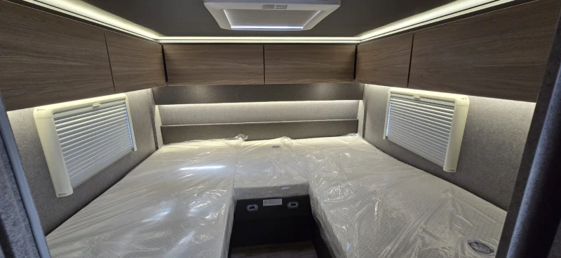 Кемпер Dethleffs Trend 7057 GT 180к.с Автоматик , снимка 8 - Каравани и кемпери - 51265761