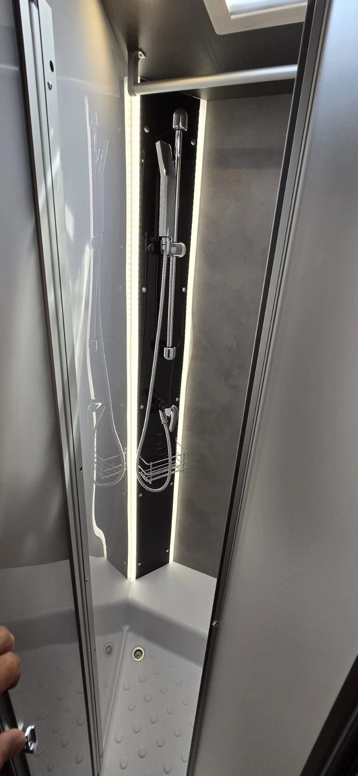  Dethleffs Trend 7057 GT 180.  ,  - 5000EUR | Mobile.bg   11