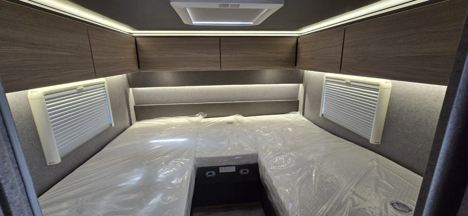  Dethleffs Trend 7057 GT 180.  ,  - 5000EUR | Mobile.bg   17