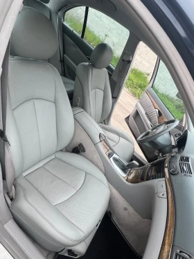 Mercedes-Benz E 320 204кс редови Авантгард Нави Подгрев Парктроник, снимка 7