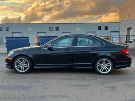 Mercedes-Benz C 300 АМГ ПАКЕТ/ПОДГРЕВ/ПАНО/CARFAX/ФИНАНСИРАНЕ, снимка 3