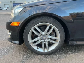 Mercedes-Benz C 300 АМГ ПАКЕТ/ПОДГРЕВ/ПАНО/CARFAX/ФИНАНСИРАНЕ, снимка 17