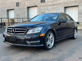 Mercedes-Benz C 300 АМГ ПАКЕТ/ПОДГРЕВ/ПАНО/CARFAX/ФИНАНСИРАНЕ, снимка 2