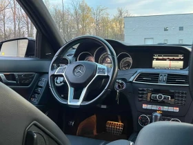 Mercedes-Benz C 300 АМГ ПАКЕТ/ПОДГРЕВ/ПАНО/CARFAX/ФИНАНСИРАНЕ, снимка 6