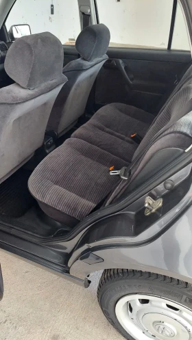 VW Golf - 2000 € / 3911.66 лв. - 62278645 8