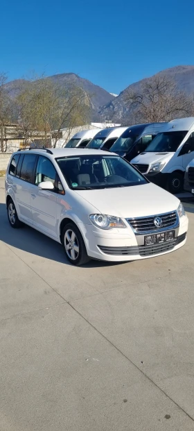 VW Touran ORIGINALEN VID  - 3800 € / 7432.15 лв. - 38888750 2