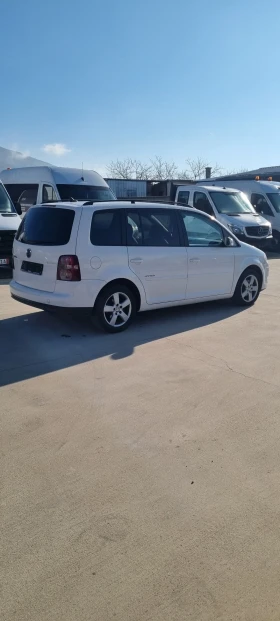VW Touran ORIGINALEN VID  - 3800 € / 7432.15 лв. - 38888750 4