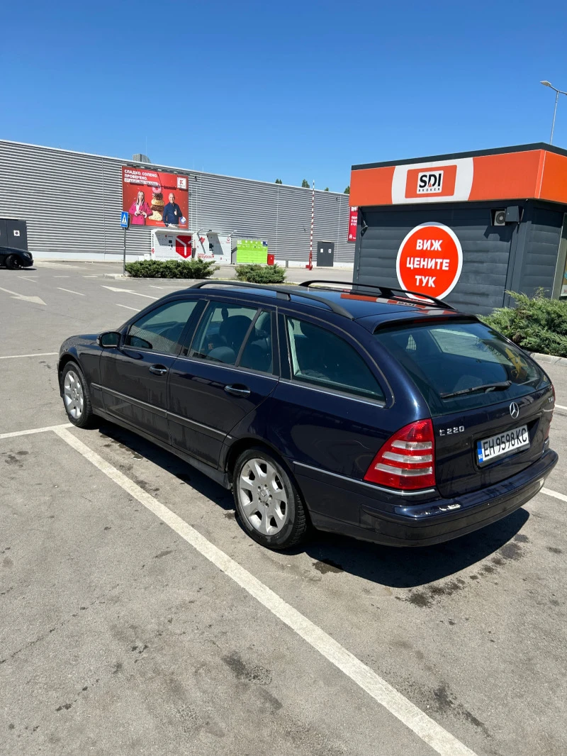 Mercedes-Benz C 220, снимка 6 - Автомобили и джипове - 46923507