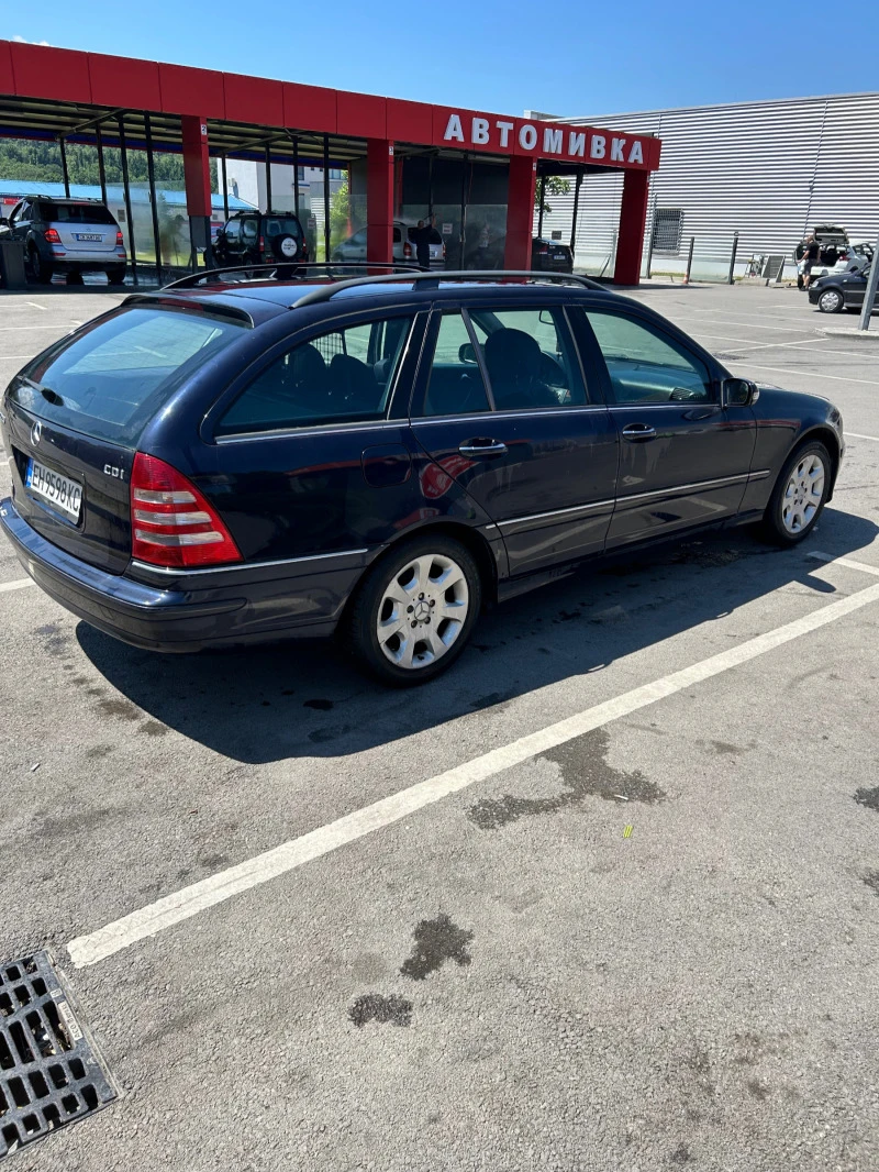 Mercedes-Benz C 220, снимка 5 - Автомобили и джипове - 46923507