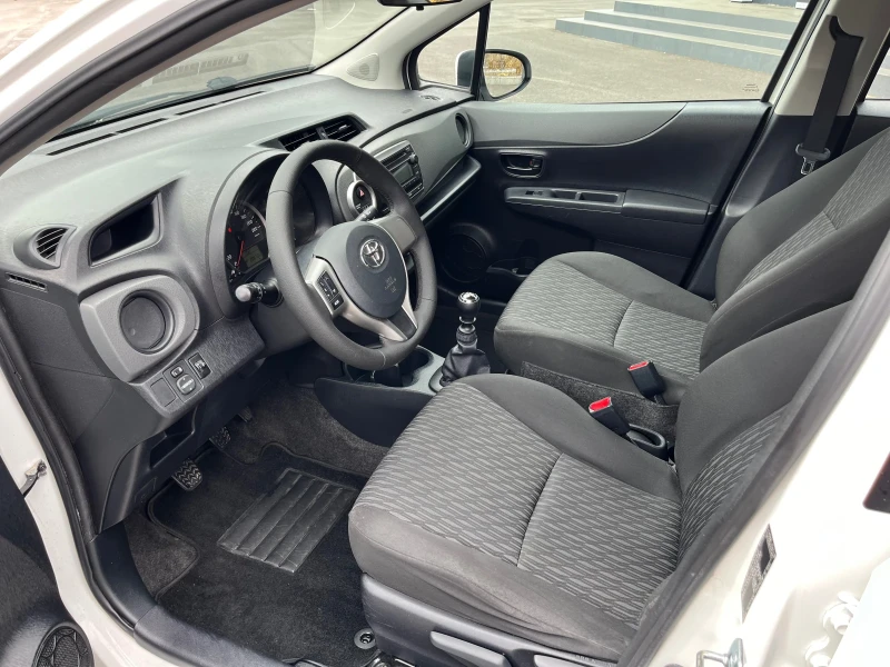 Toyota Yaris 1.4 D4D, снимка 7 - Автомобили и джипове - 47143166