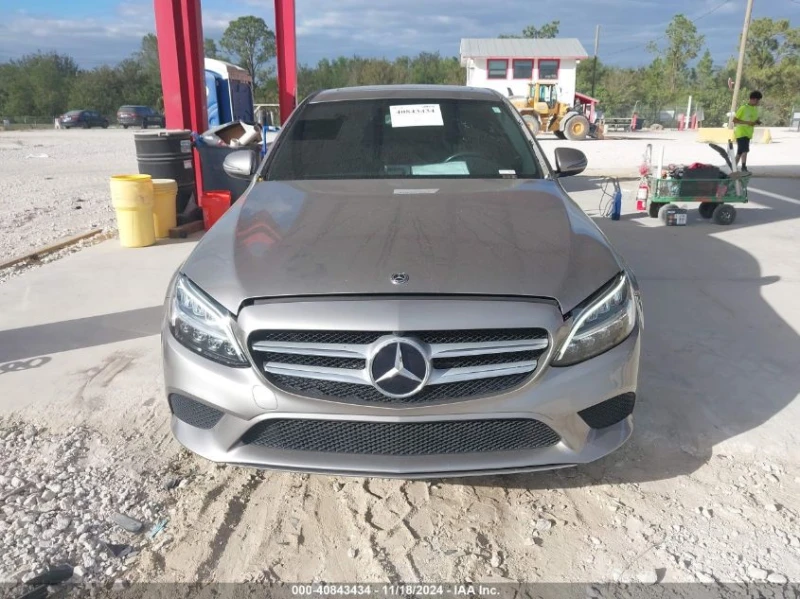 Mercedes-Benz C 300 2019 MERCEDES-BENZ C 300 4MATIC, снимка 2 - Автомобили и джипове - 48291595