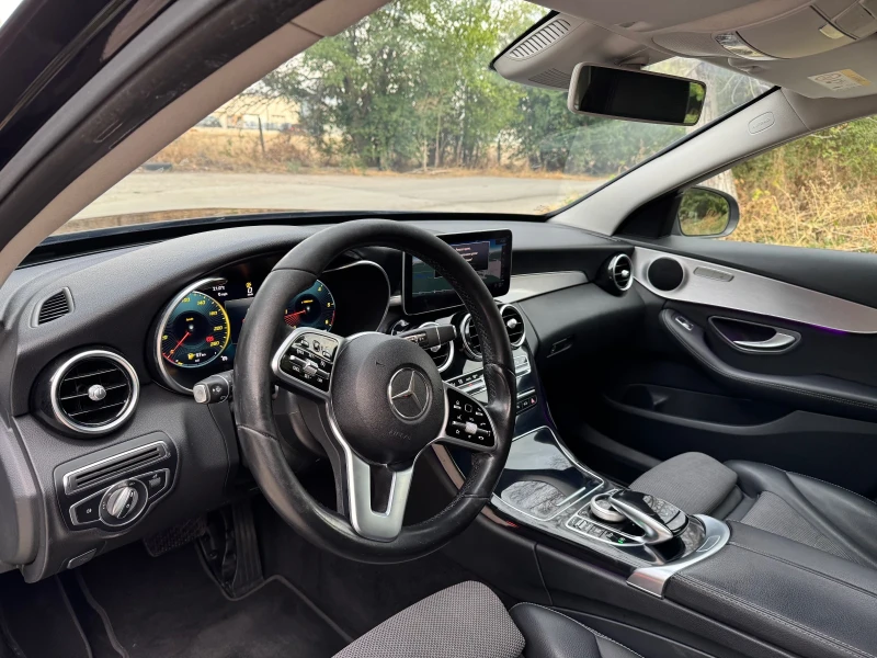 Mercedes-Benz C 220 2.2D 4x4.AMG.227.х.км.DISTRONIC.КОЖА.НАВИ.ПОДГРЕВ., снимка 9 - Автомобили и джипове - 51841001