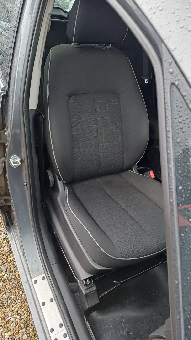 Kia Venga 1.4CRDI ЛИЗИНГ, снимка 15 - Автомобили и джипове - 52472859