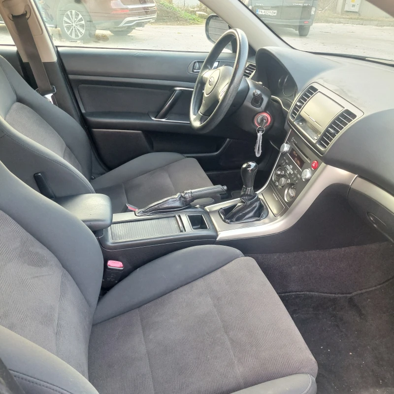 Subaru Outback 2.5I AWD Facelift, снимка 8 - Автомобили и джипове - 52553649