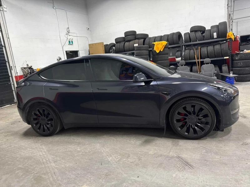 Tesla Model Y * Performance * CARFAX * БЕЗ ПЪРВОНАЧАЛНА ВНОСКА, снимка 3 - Автомобили и джипове - 52777218