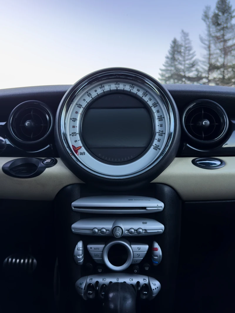 Mini Cooper s JCW Optic, снимка 7 - Автомобили и джипове - 52792801