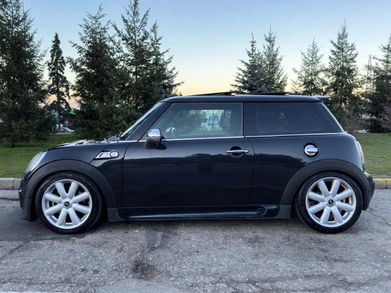 Mini Cooper s JCW Optic, снимка 3 - Автомобили и джипове - 52792801