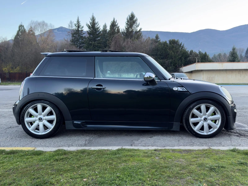 Mini Cooper s JCW Optic, снимка 5 - Автомобили и джипове - 52792801