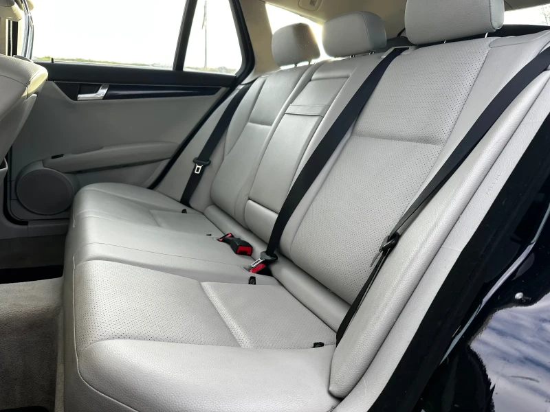 Mercedes-Benz C 180 LPG EU4, снимка 12 - Автомобили и джипове - 53014100