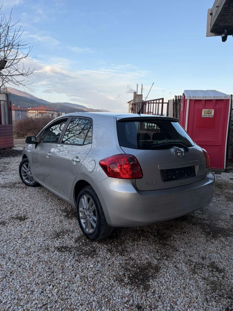 Toyota Auris 2.0/126к./ ПЕРФЕКТНО СЪСТОЯНИЕ, снимка 4 - Автомобили и джипове - 53026381
