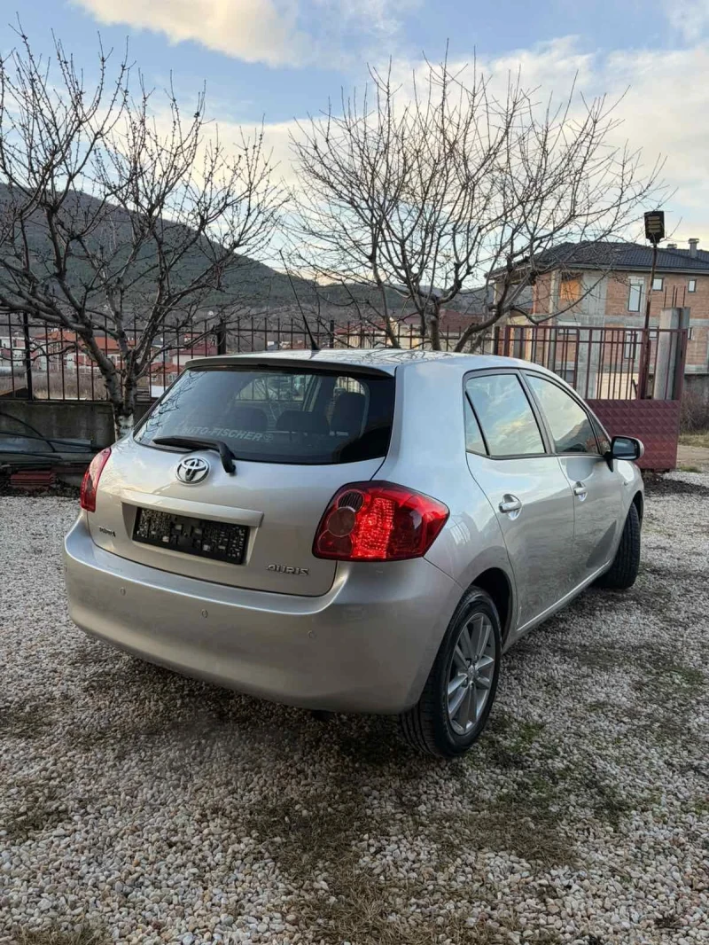 Toyota Auris 2.0/126к./ ПЕРФЕКТНО СЪСТОЯНИЕ, снимка 3 - Автомобили и джипове - 53026381