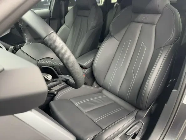 Audi A3 Sportback 35 TFSI = S-line = Гаранция - изображение 6