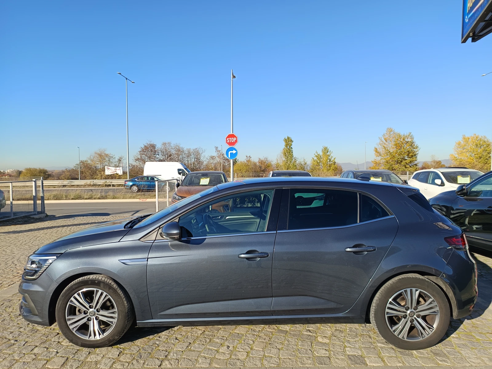 Renault Megane 1.5dCi, 115к.с - изображение 7