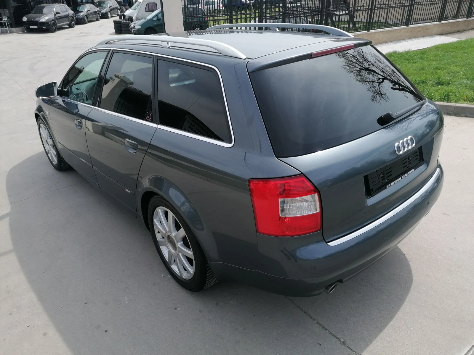 Audi A4 1.8T 163к.с. S line Швейцария - изображение 4