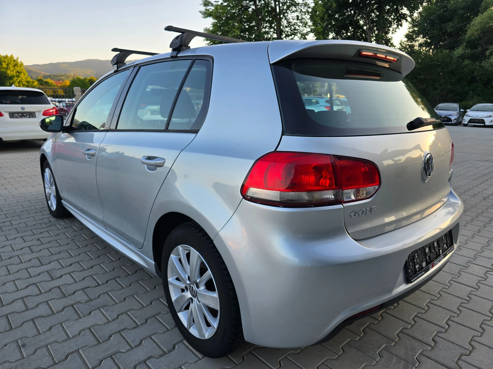 VW Golf 1.6TDI, 105 к.с., Sport Edition, Перфектен! - изображение 5