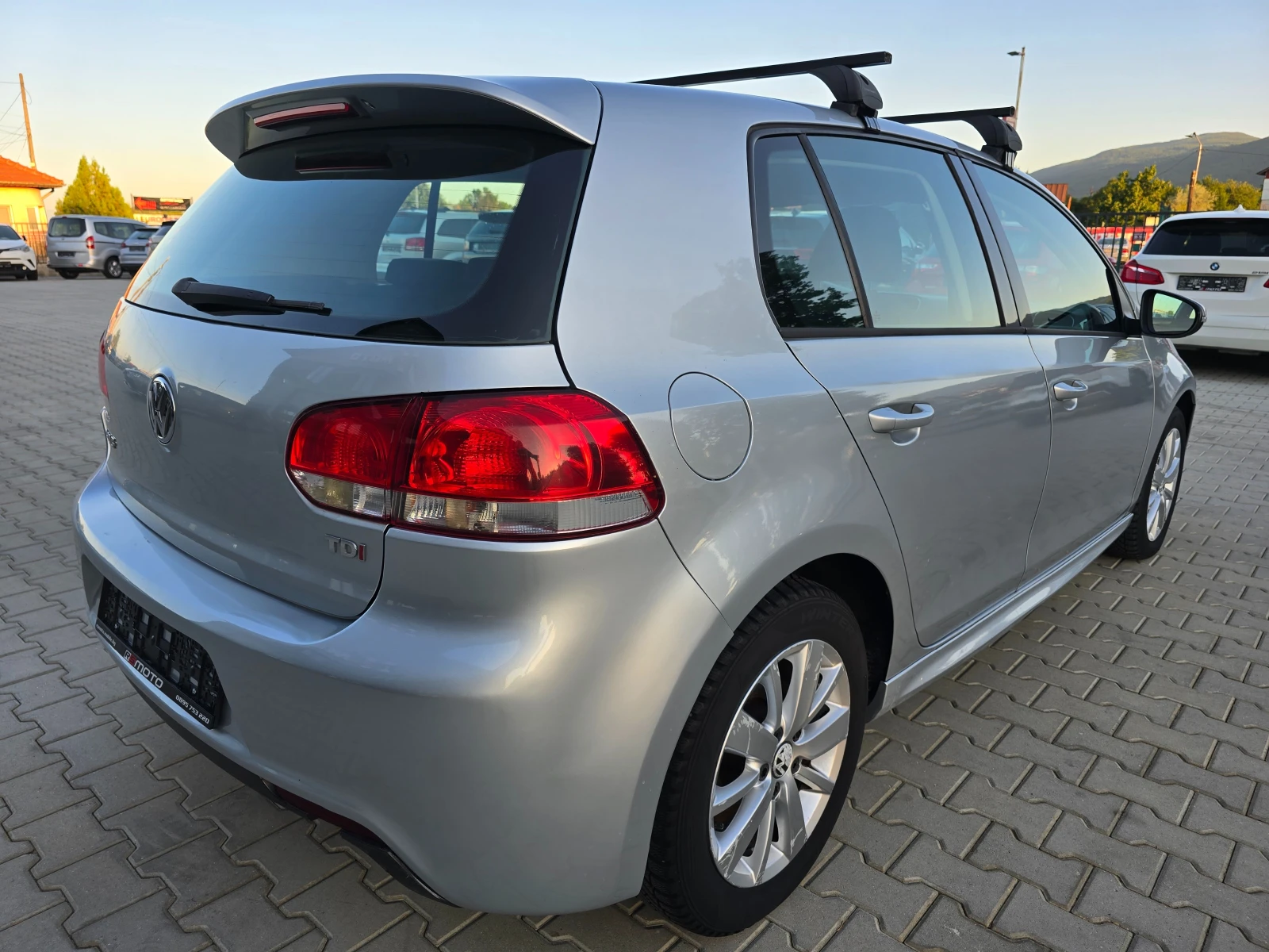 VW Golf 1.6TDI, 105 к.с., Sport Edition, Перфектен! - изображение 3