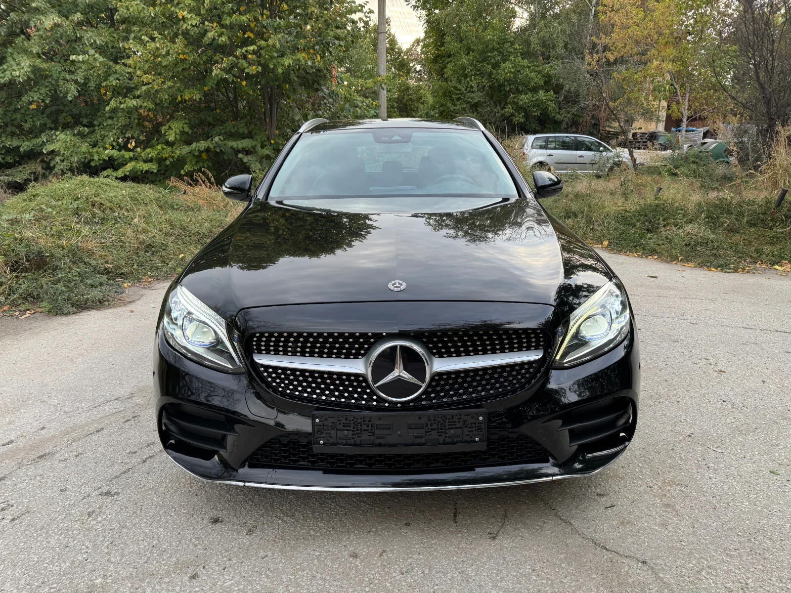 Mercedes-Benz C 220 2.2D 4x4.AMG.227.х.км.DISTRONIC.КОЖА.НАВИ.ПОДГРЕВ. - изображение 2