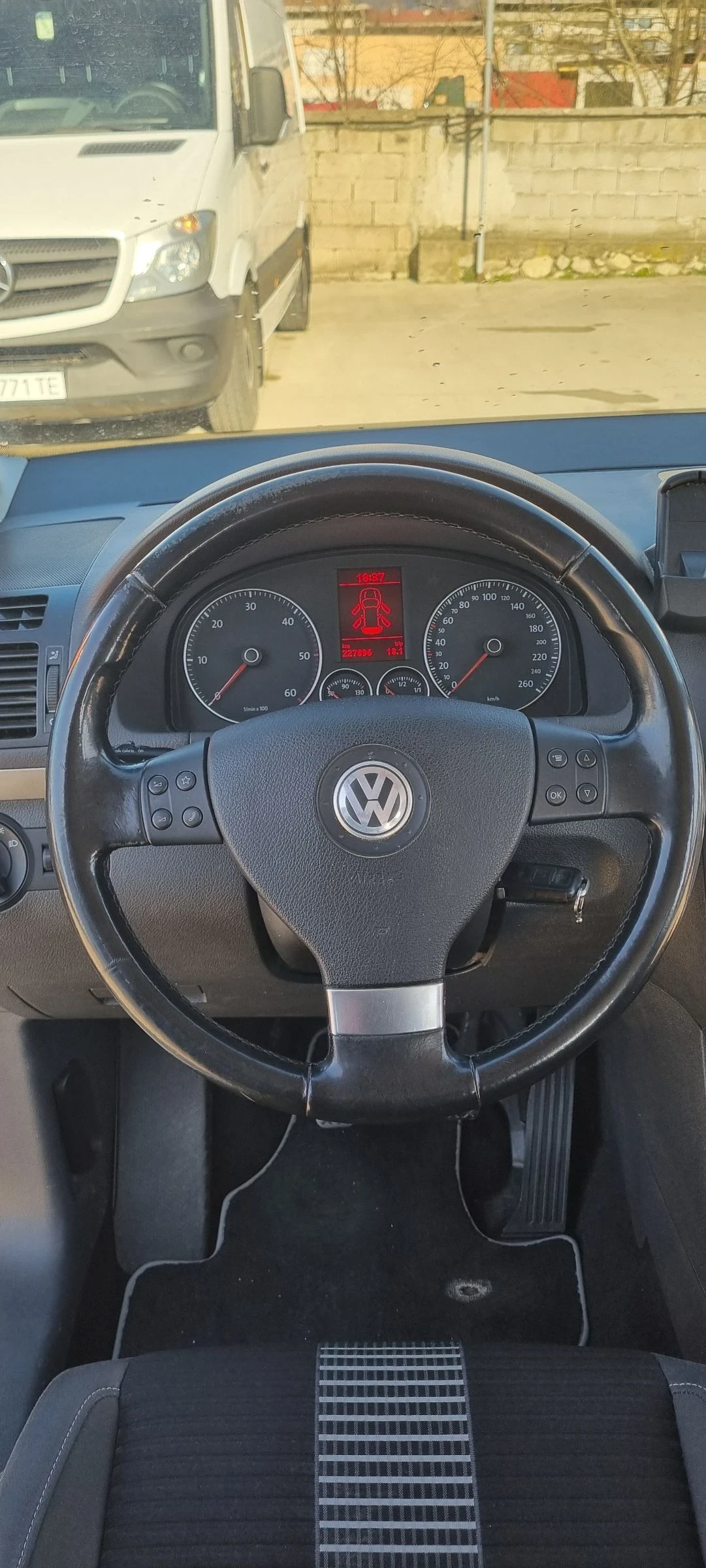 VW Touran ORIGINALEN VID  | Mobile.bg � ����������� 12