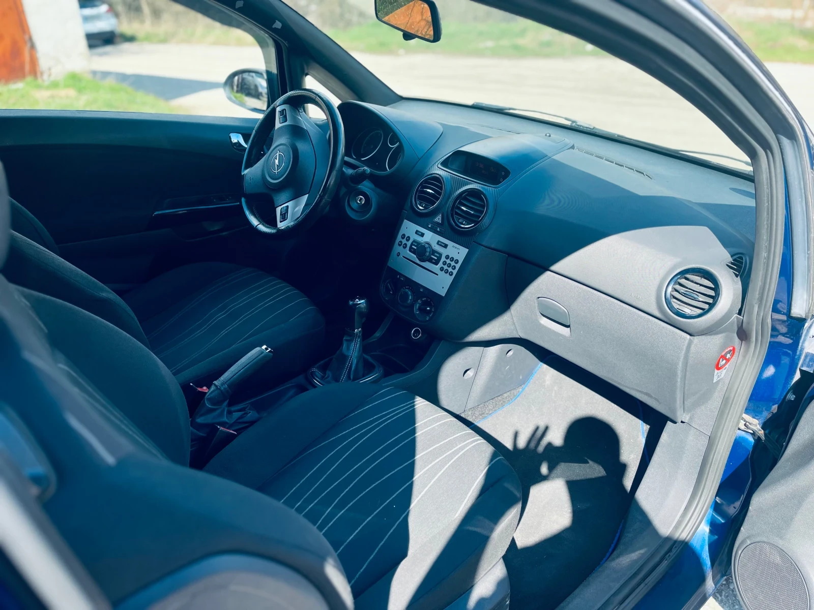 Opel Corsa 1.4 / 90, снимка 10 - Автомобили и джипове - 54103174