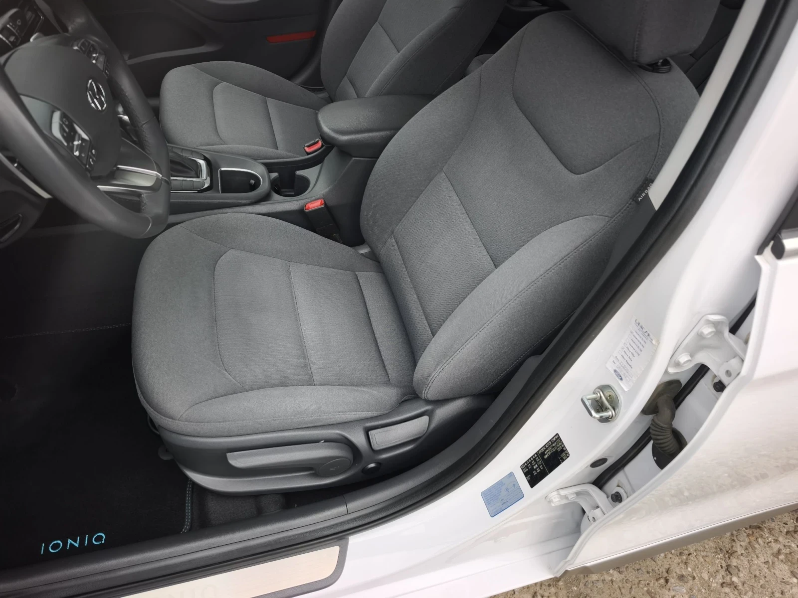 Hyundai Ioniq 1.6HYBRID FACE FULL SERVICE IN HYUNDAI NEW  | Mobile.bg � ����������� 8
