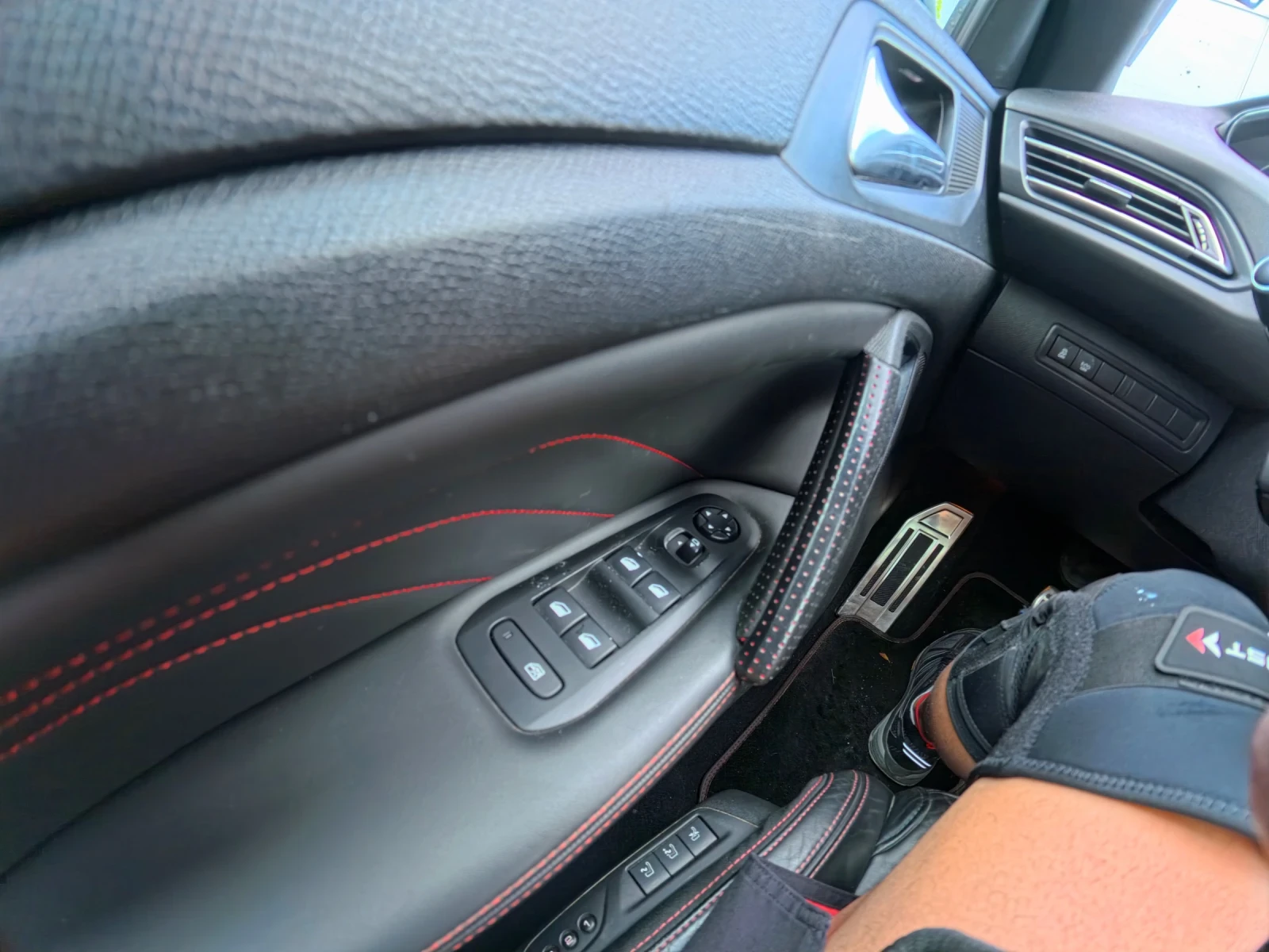 Peugeot 308 GT, снимка 6 - Автомобили и джипове - 54572760