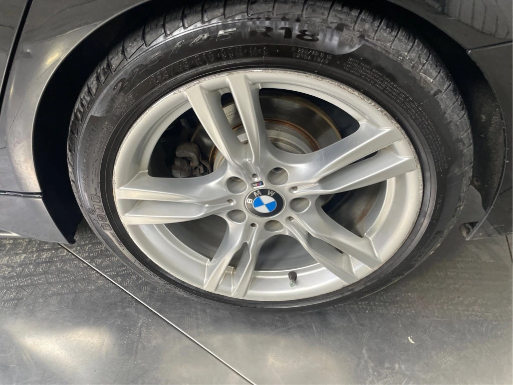 BMW 330 e hybrid, снимка 7 - Автомобили и джипове - 54594588