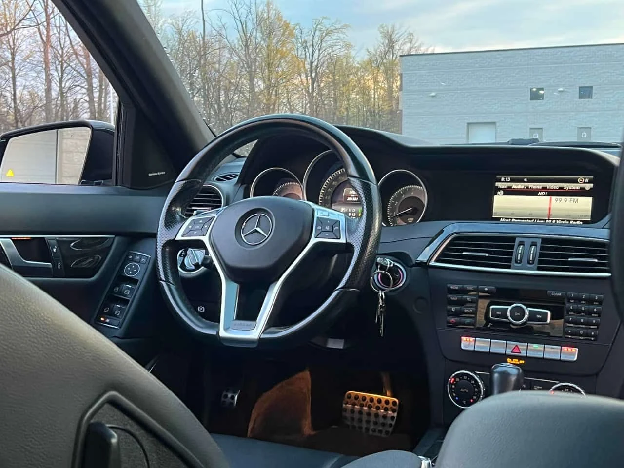 Mercedes-Benz C 300 АМГ ПАКЕТ/ПОДГРЕВ/ПАНО/CARFAX/ФИНАНСИРАНЕ, снимка 6 - Автомобили и джипове - 54663983