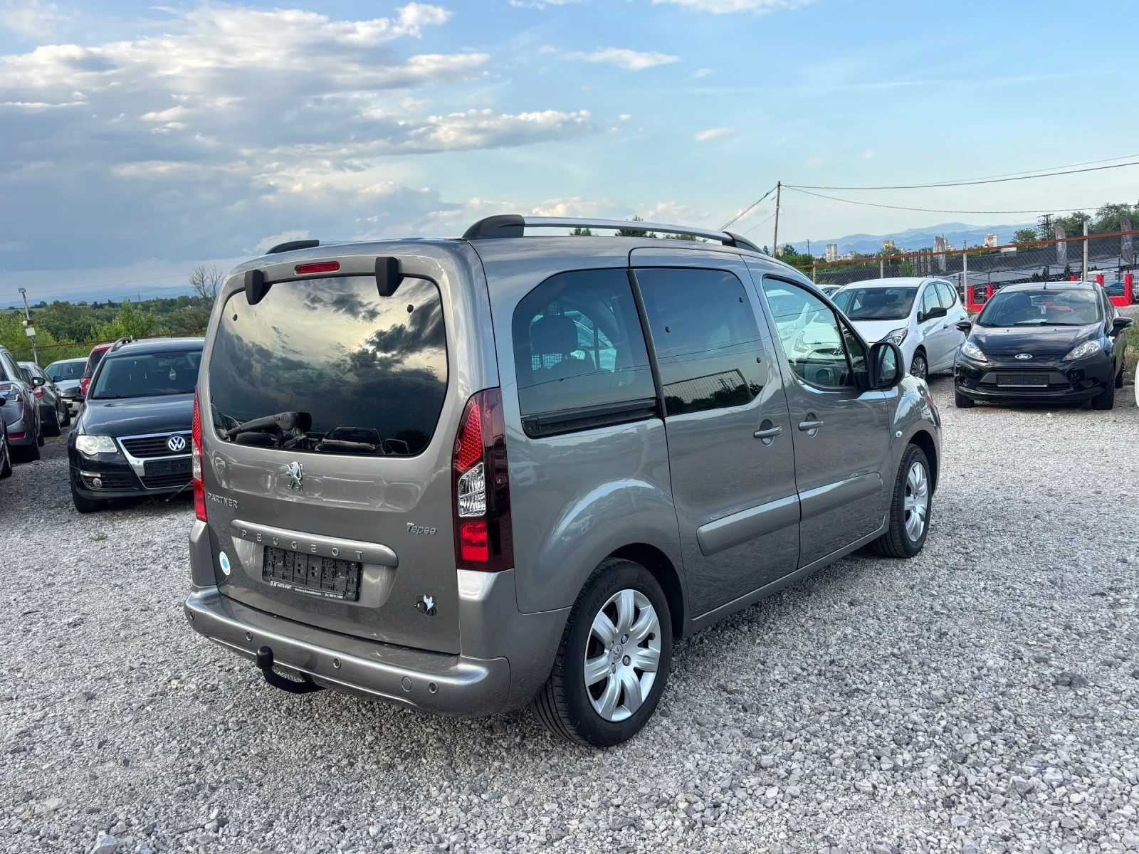 Peugeot Partner 1.6-109кс, снимка 2 - Автомобили и джипове - 54742096