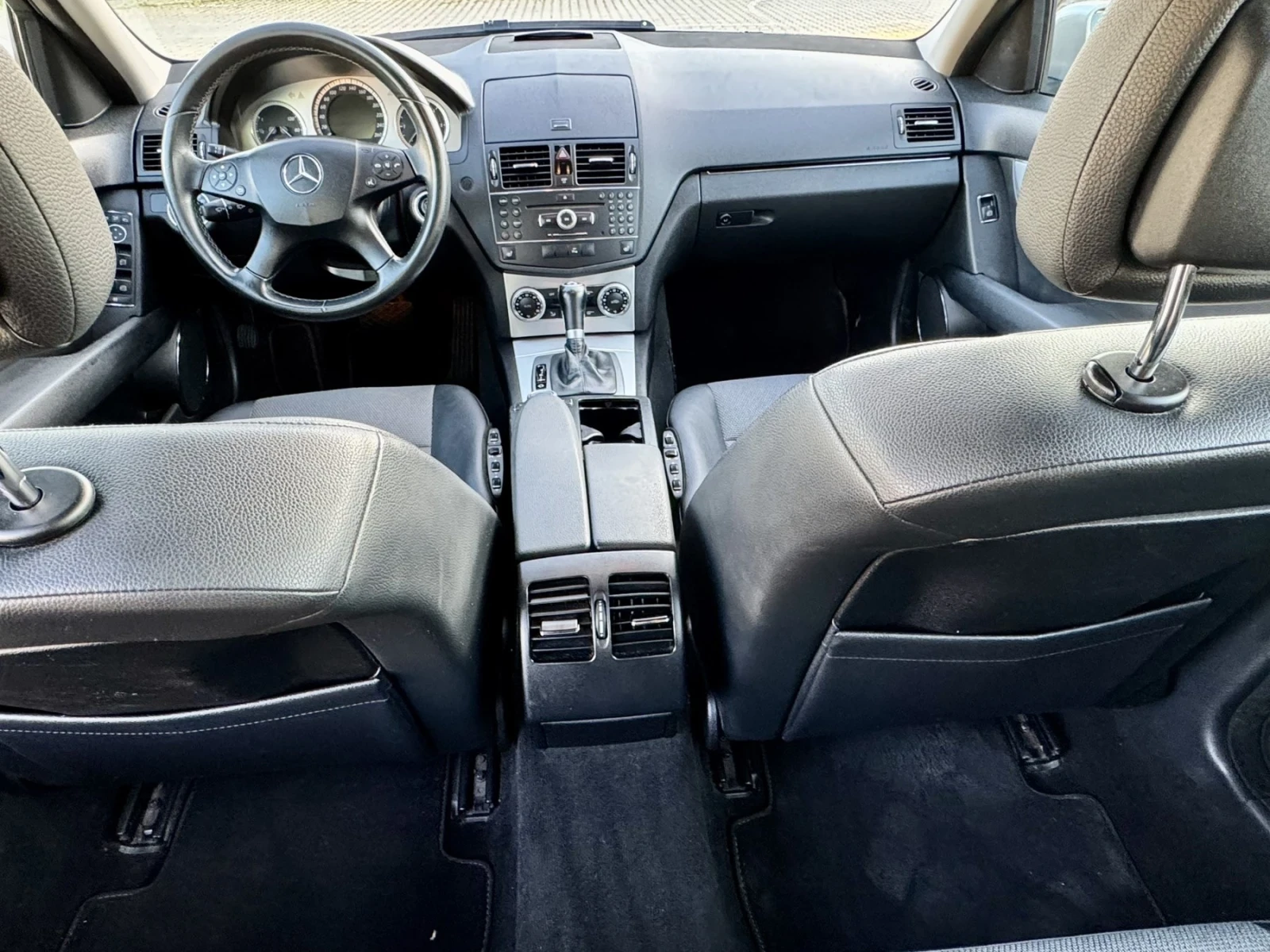 Mercedes-Benz C 220 CDI Avantgarde 170 к.с. Автомат | 2009 г. | , снимка 11 - Автомобили и джипове - 54773810
